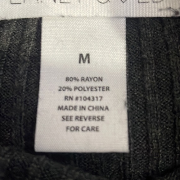 selling this dark grey dress ! - Picture 3 of 3